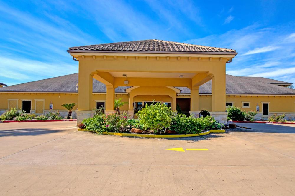 Weslaco Inn by Capital O Near Mercedes